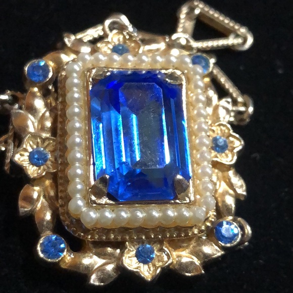 Coro Pegasus Royal Blue Vintage Necklace - Picture 3 of 11